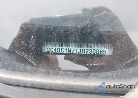 2018 Chrysler Pacifica Hybrid Limited z USA, uszkodzony, nr VIN 2C4RC1N71JR230065